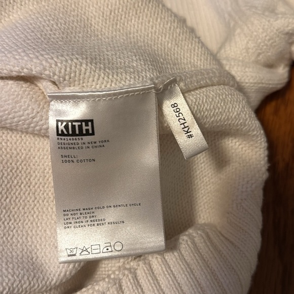 Kith for BMW Vintage Roundel Sweater - Picture 5 of 7
